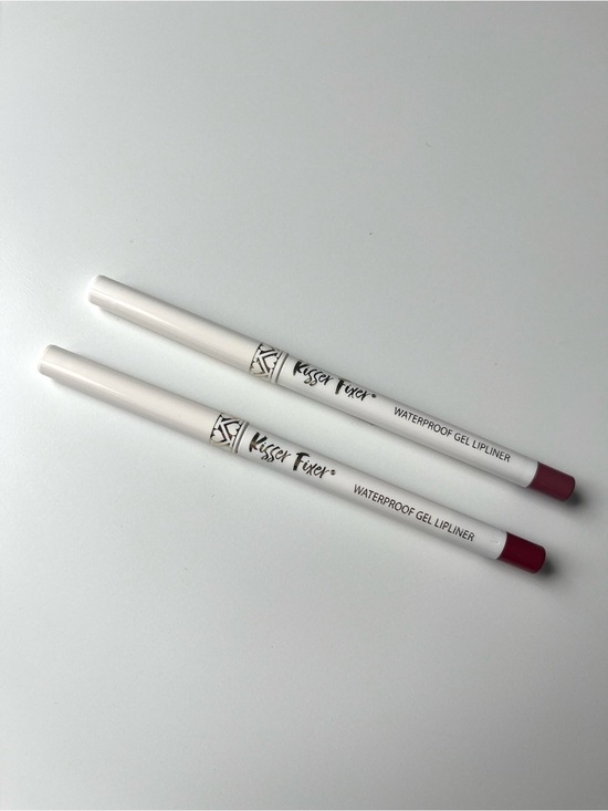 Belle Beauty Other - 💜 SET OF 2, Belle Beauty, Kisser Fixer Waterproof Gel NUDE & MAUVE Lipliner